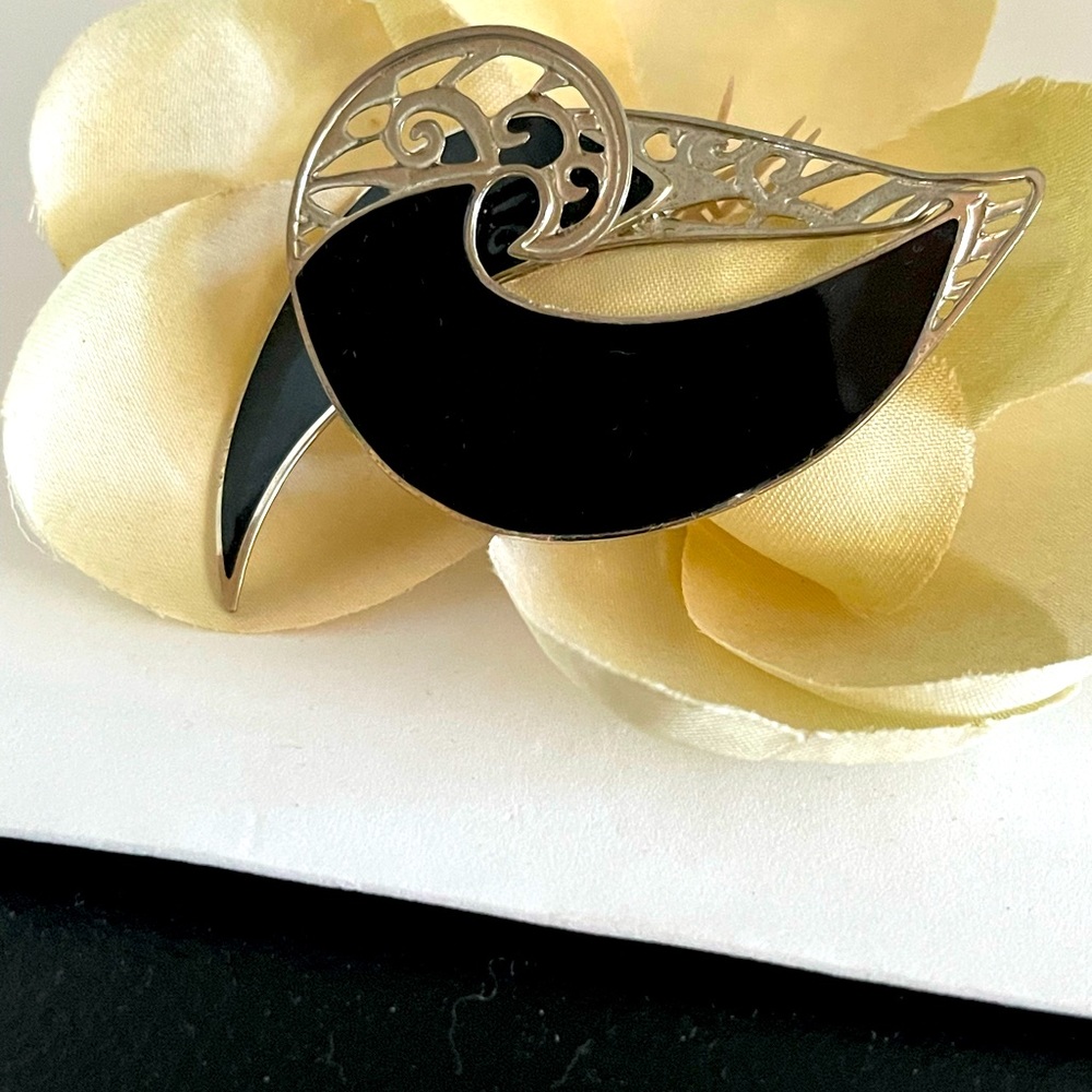 Vintage Edgar Berebi Modernist Enamel Brooch Edgar Berebi